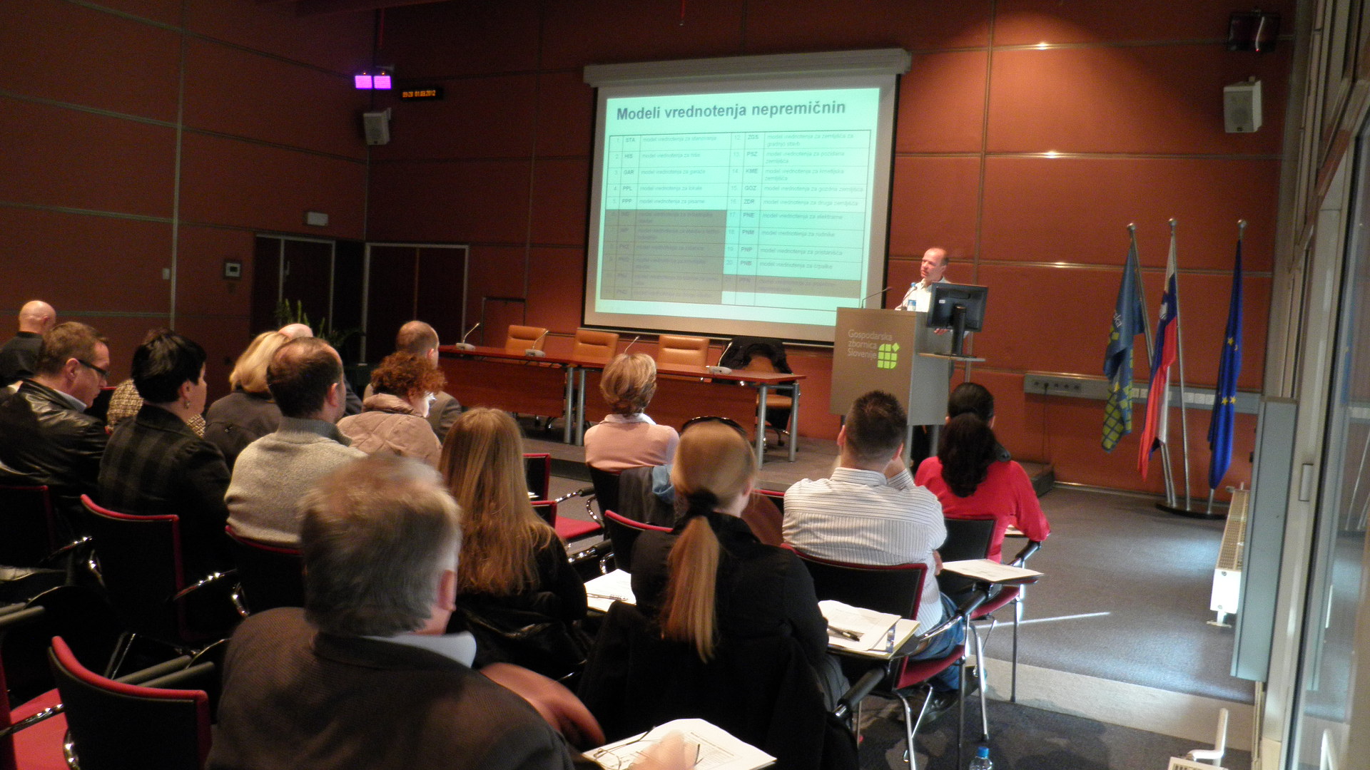 Gradivo z dogodka: Register nepremičnim, zbirka vrednotenja nepremičnin in evidenca trga nepremičnin