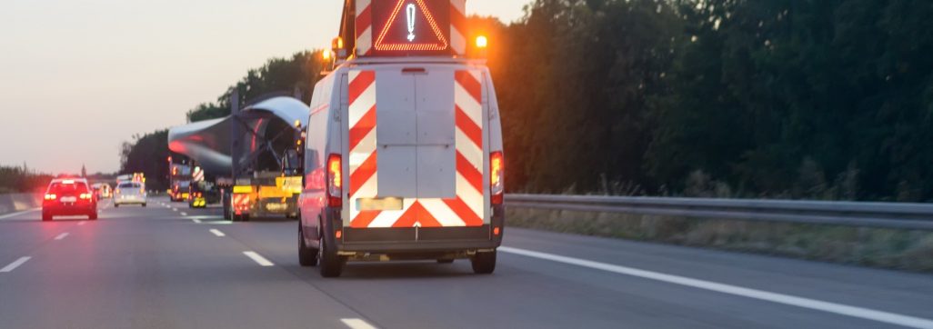 Spremljevalec izrednega prevoza