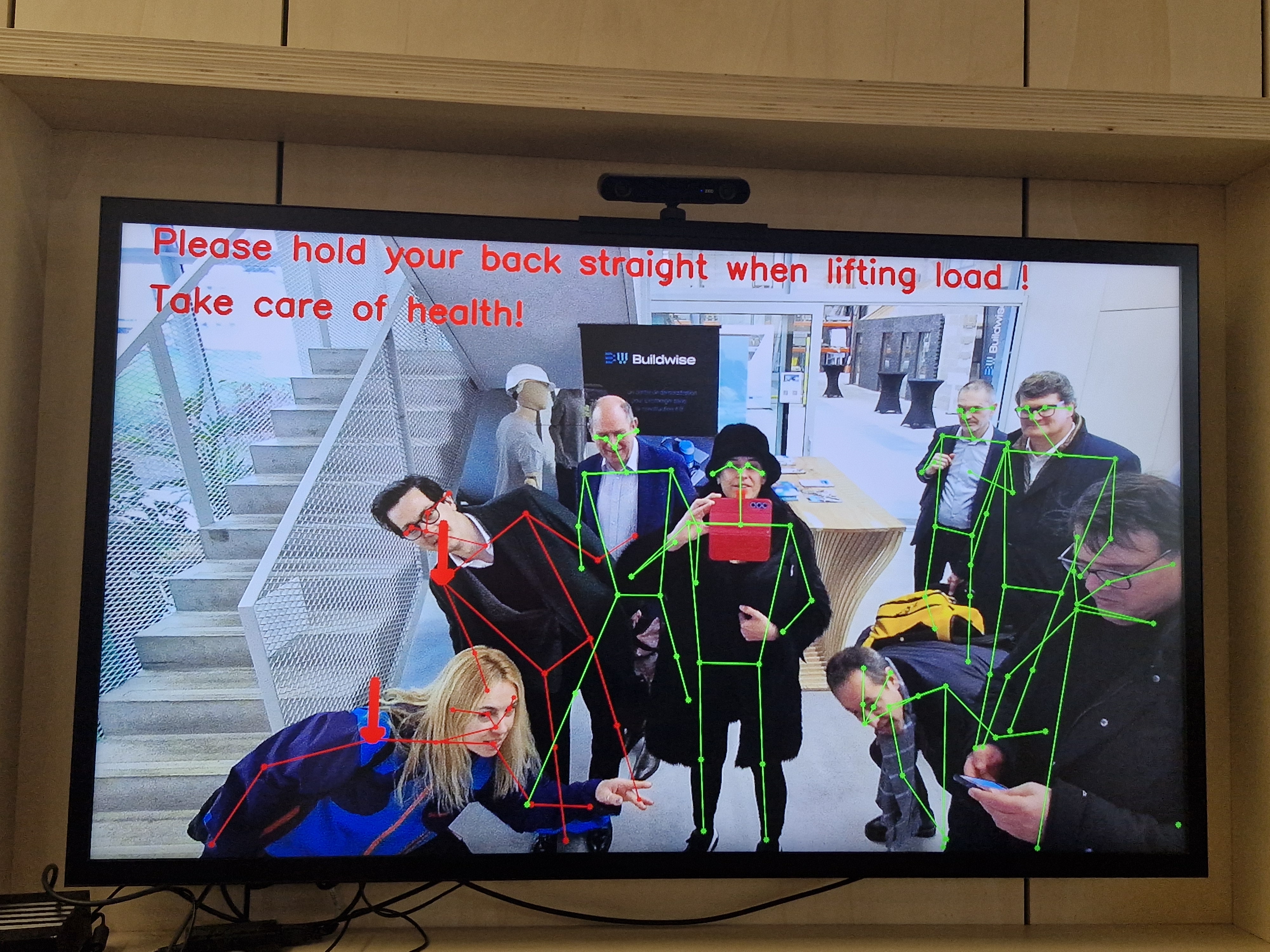 Utrinki s srečanja delovne skupine FIEC EU TEC-2 "Research & Innovation" v Belgiji v izkustvenem centru za pametno gradbeništvo