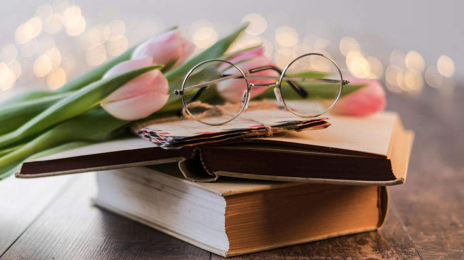 23. april  - Svetovni dan knjige in avtorskih pravic