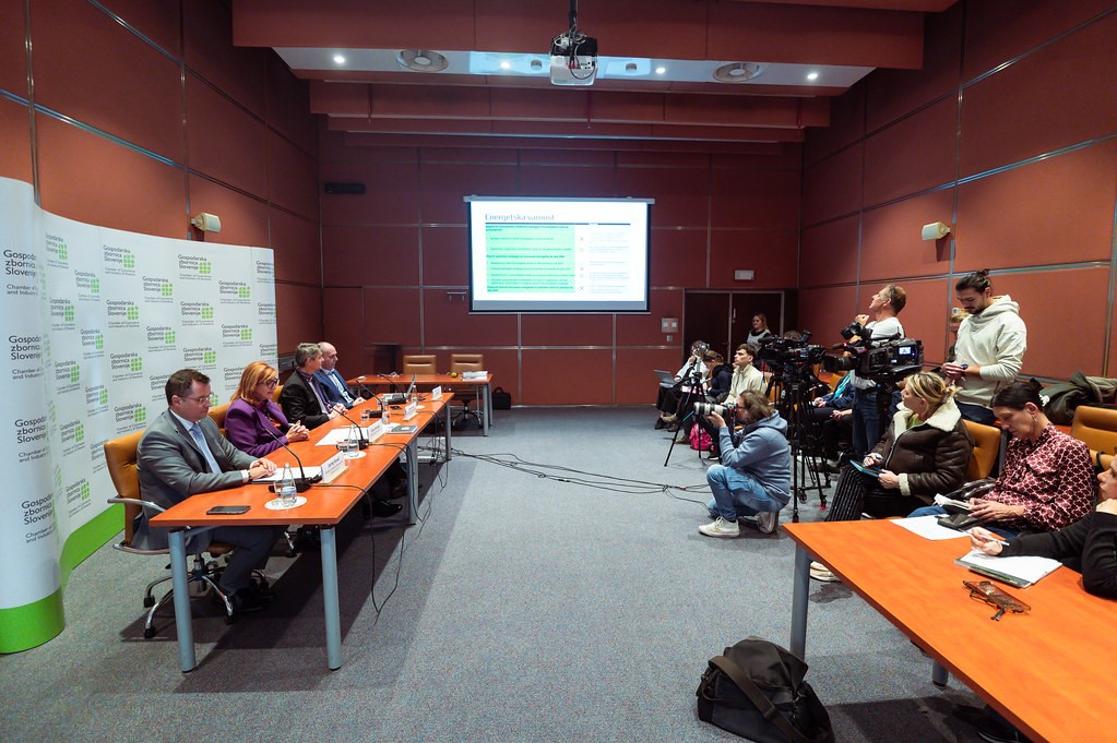 Made in Slovenia 2035: GZS predstavila program prihodnjega 10-letnega razvoja slovenskega gospodarstva z 88 ukrepi in načrtovanimi 19,2 milijarde EUR investicij