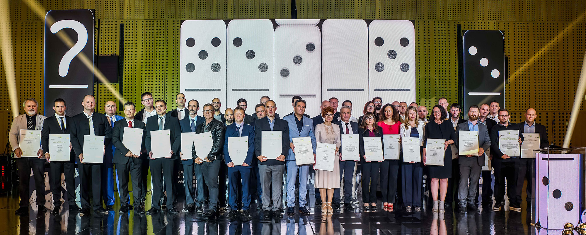 Dan inovativnosti 2019:

8 zlatih priznanj in 2 posebni priznanje za mlado podjetje.