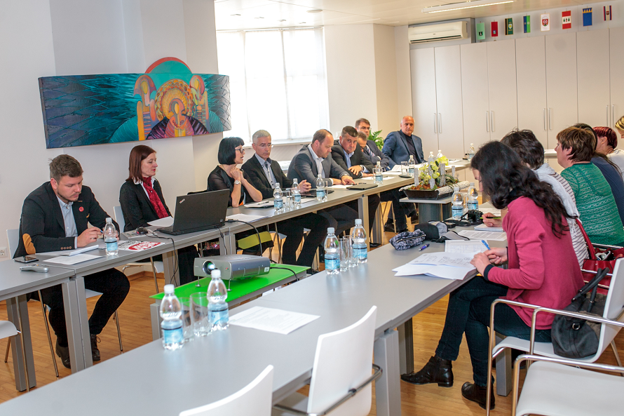 KOROŠKA IN SAVINJSKO-ŠALEŠKA REGIJA ZAHTEVATA ČIM HITREJŠO IZGRADNJO SEVERNEGA DELA 3. RAZVOJNE OSI